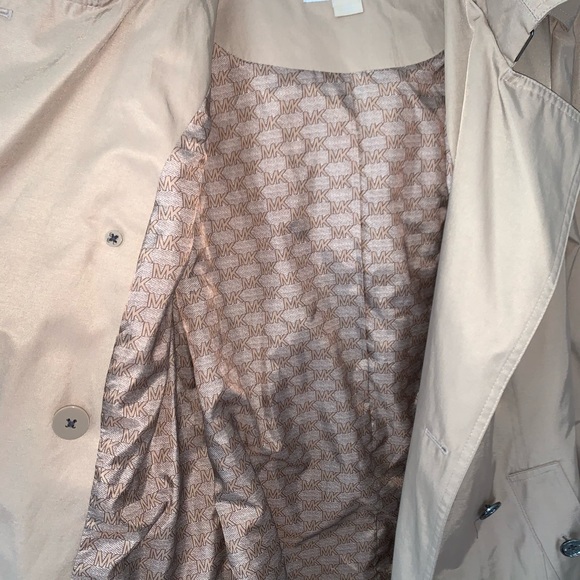 Michael Kors rain coat - Picture 4 of 6